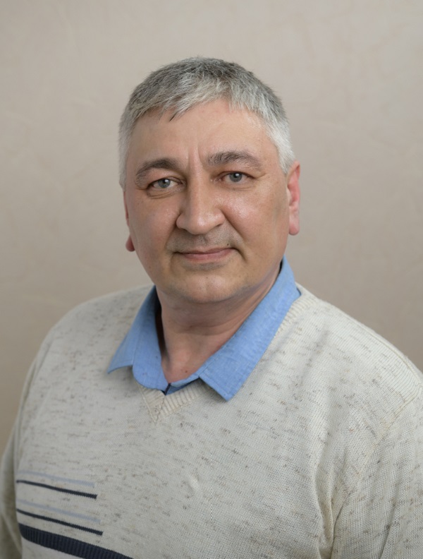 Зырянов Александр Владимирович.